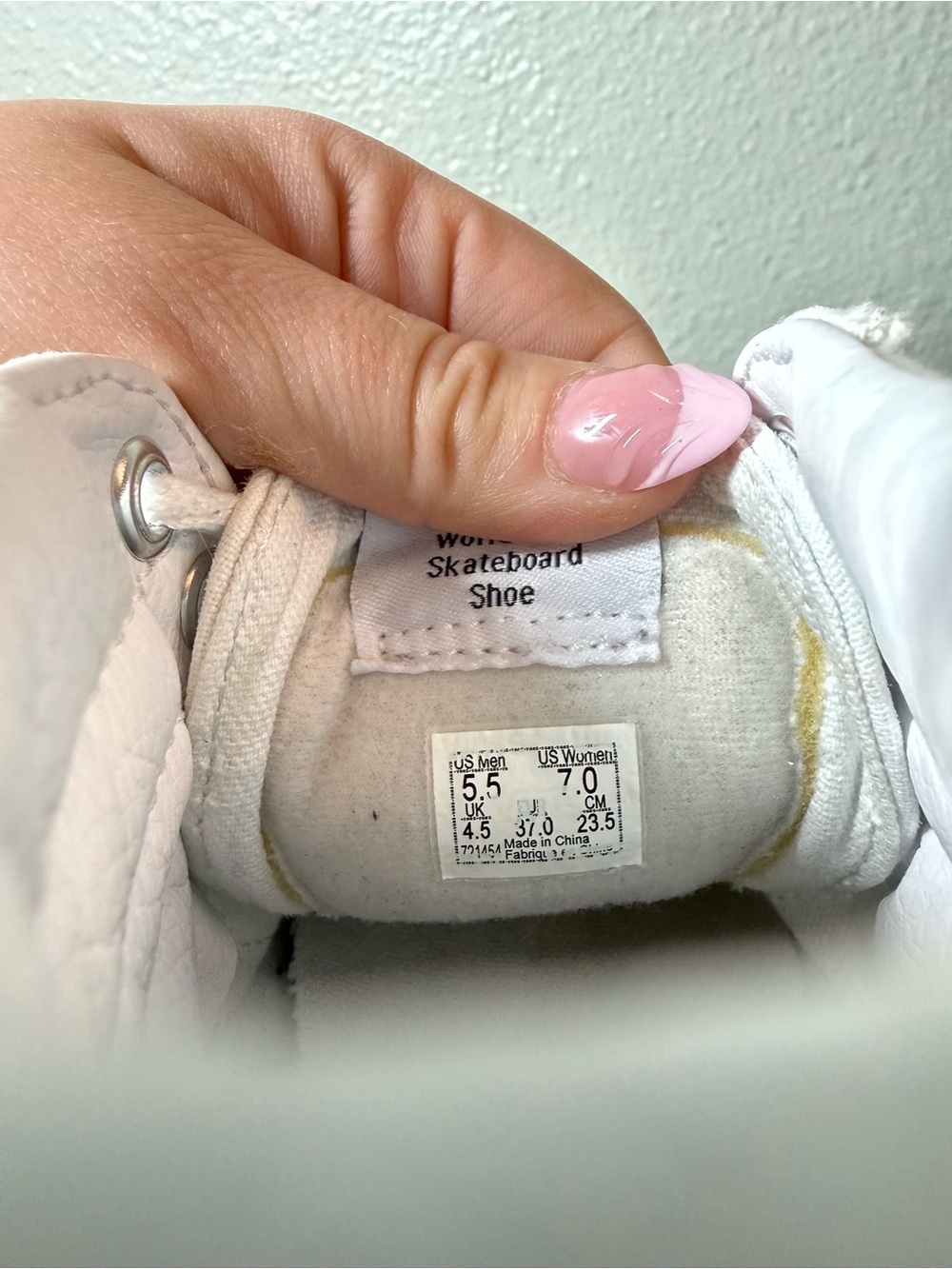 Vans Sk8-Hi True White Canvas High Top Sneakers Women’s 7 Men’s 5.5 - Picture 8 of 9